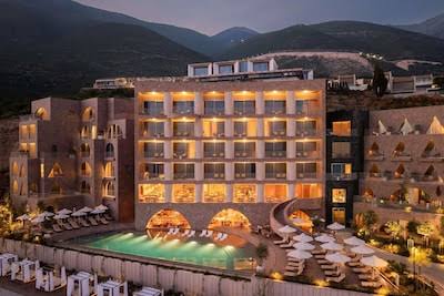 Green Coast Hotel